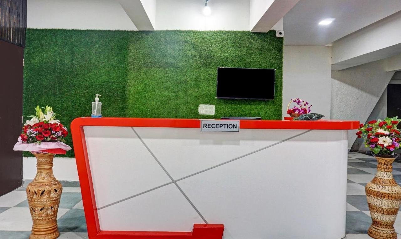 Hotel Treebo Tulip Pune Esterno foto