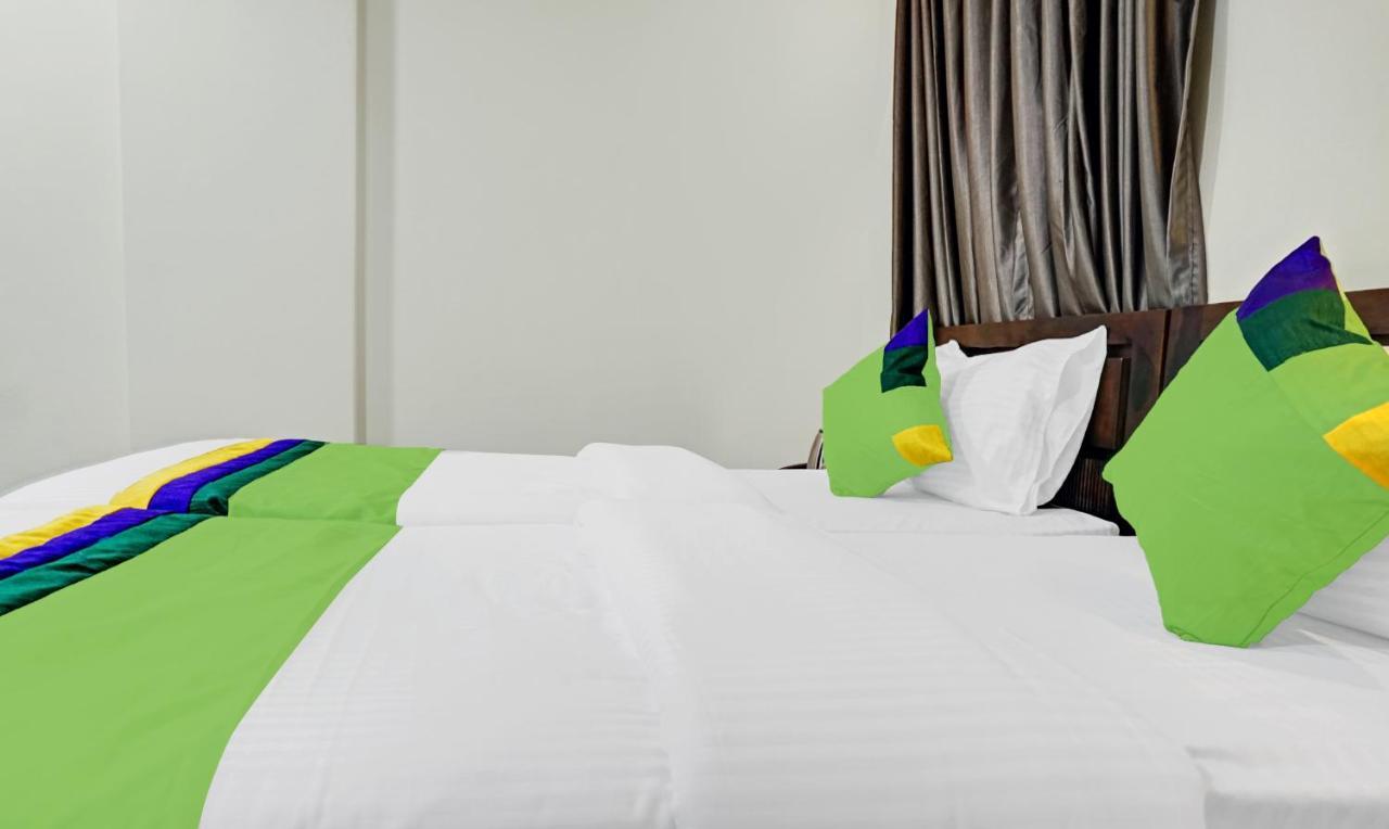 Hotel Treebo Tulip Pune Esterno foto